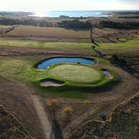 Hotel Naer Golfklubb Stugbyn à Ljugarn Extérieur photo